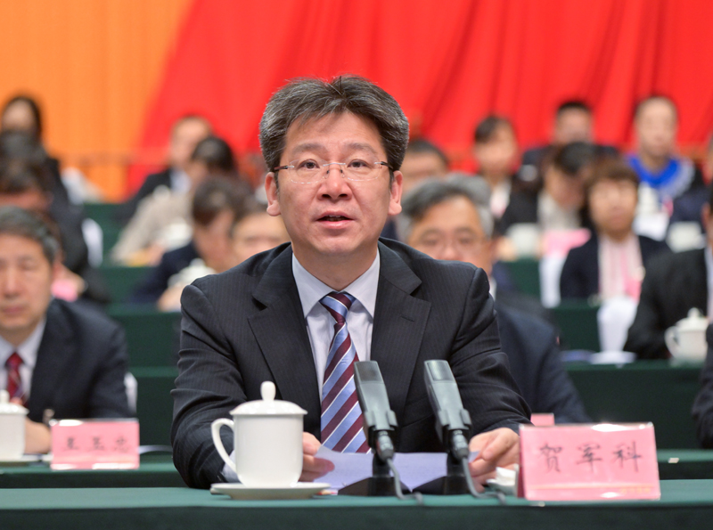 四川省科學(xué)技術(shù)協(xié)會(huì)第十次代表大會(huì)開幕
主動(dòng)服務(wù)國家大局 堅(jiān)定扛起時(shí)代使命
以磅礴科技力量更好助推四川現(xiàn)代化建設(shè)
王曉暉賀軍科講話 施小琳出席「相關(guān)圖片」
